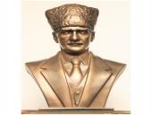 Kalpaklı Atatürk Büstü